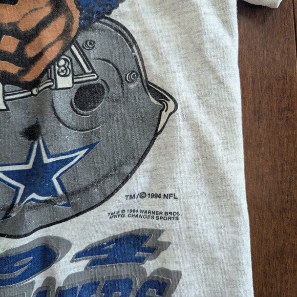 TASMANIAN DEVIL DALLAS COWBOYS VINTAGE GRAPHIC TSHIRT - Picture 3 of 3
